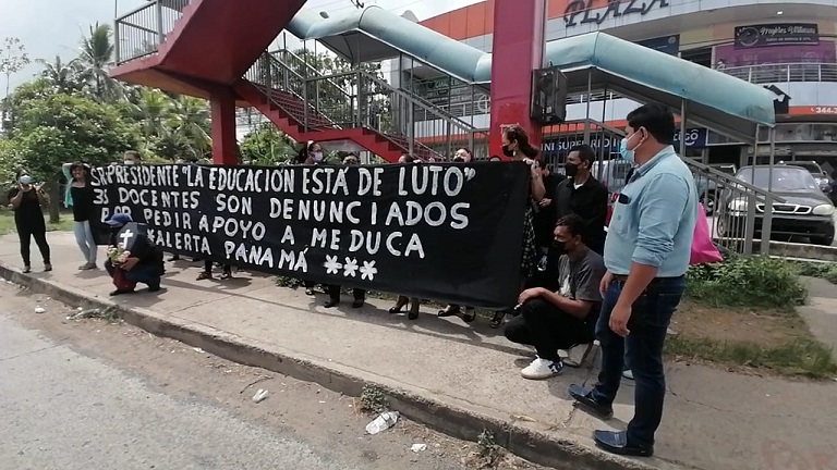 Presentan denuncia por calumnia contra docentes y padres de familia ...