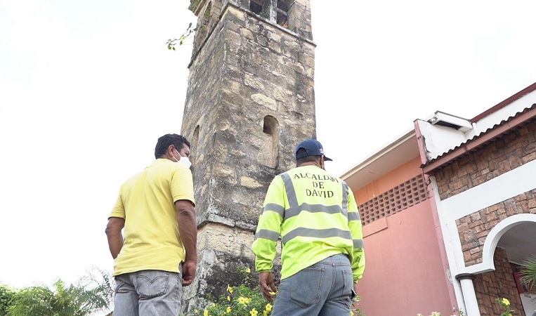 Torre de la Catedral San José de David.