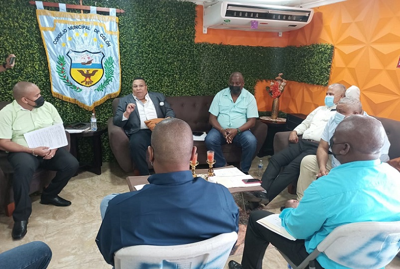 Representantes de corregimientos del distrito de Colón denuncian proliferación de centros de diversión para adultos.