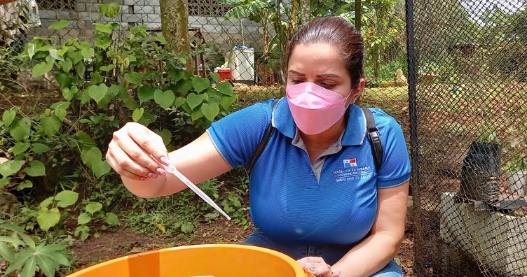 En un nuevo intento por reducir los contagios las autoridades municipales han recurrido a jornadas de concientización en las escuelas.