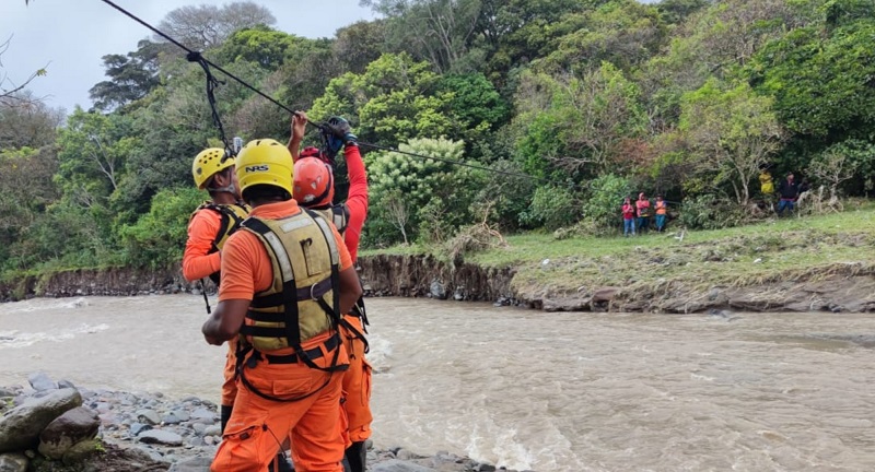 Tras las afectaciones registradas en la provincia, cinco plantas potabilizadora permanecen fuera de operaciones.