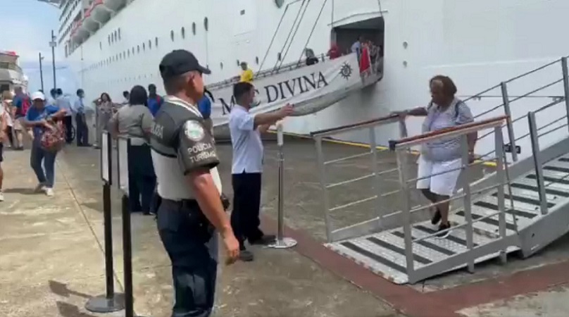 La Policía Nacional activó sus acciones de vigilancia y otros dispositivos preventivos en las diferentes rutas de la provincia de Colón.