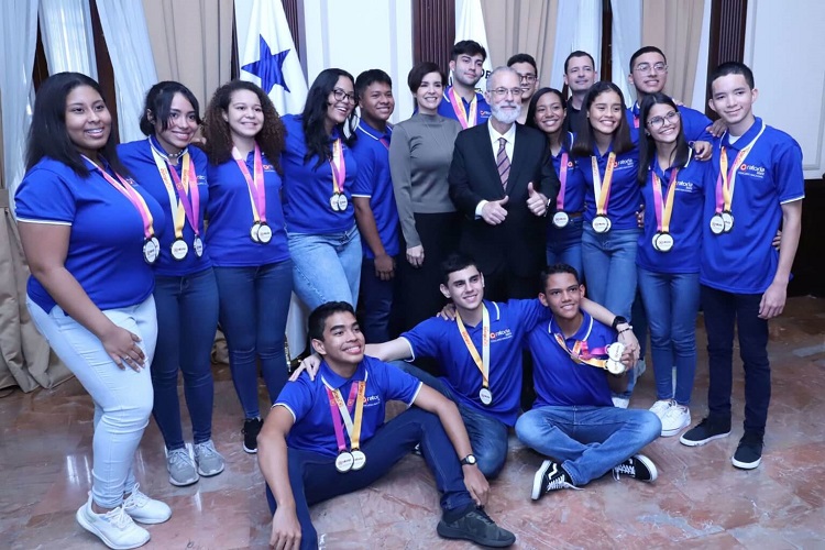 Concurso Nacional de Oratoria es patrocinado por la Alcaldía | Critica