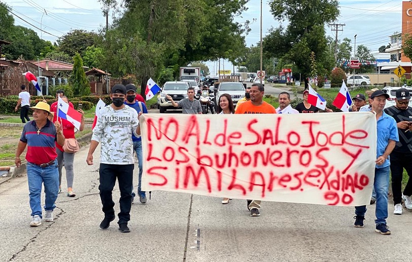 Los buhoneros ya habían realizado una protesta y una caminata pacífica.