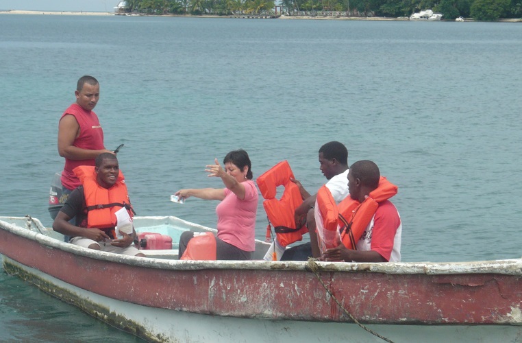 Colón, playas, operativos. Foto: Diomedes Sánchez