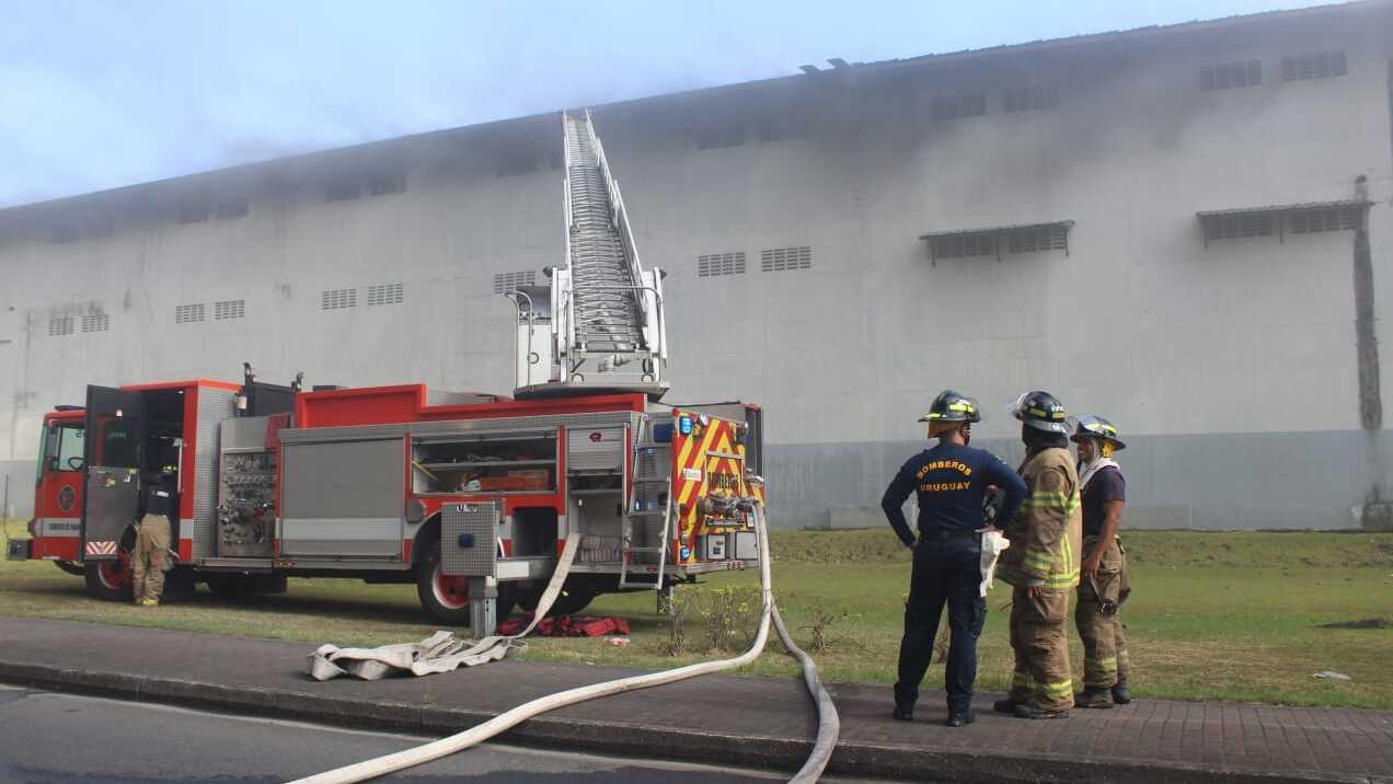Por varios días duró las labores de extinción del fuego.