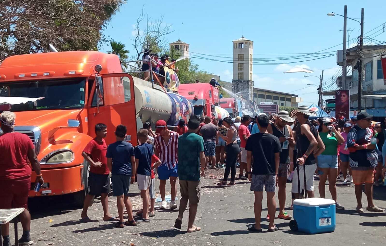 Piden que las personas encargadas de cobrar estén identificadas.