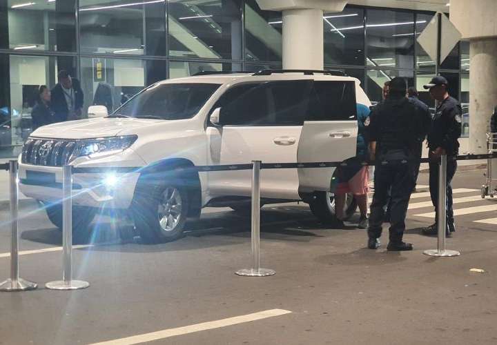 Imputan dos cargos a sospechoso de agresión en el aeropuerto | Critica
