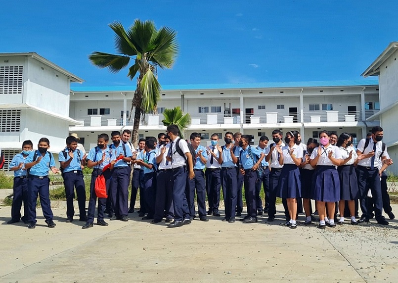 En 2022 los padres de familia ya anunciaron que saldrán a las calles a exigir, con justa razón, la culminación de las estructuras.