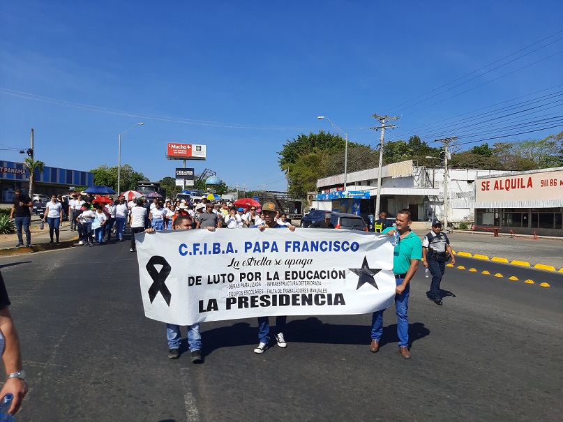 El paro fue levantado temporalmente, por lo que los estudiantes deben volver a clases el próximo lunes.