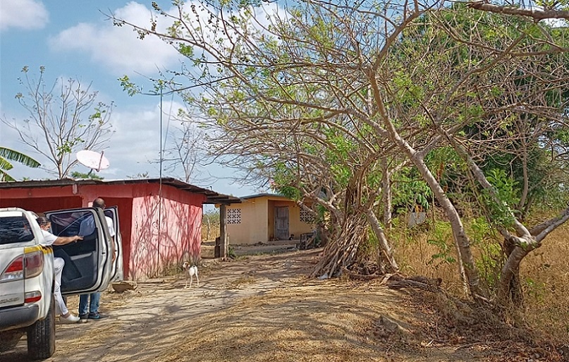Ls equipos sanitarios se mantienen en la comunidad donde reside el paciente para identificar factores de riesgo y orientar a la población.