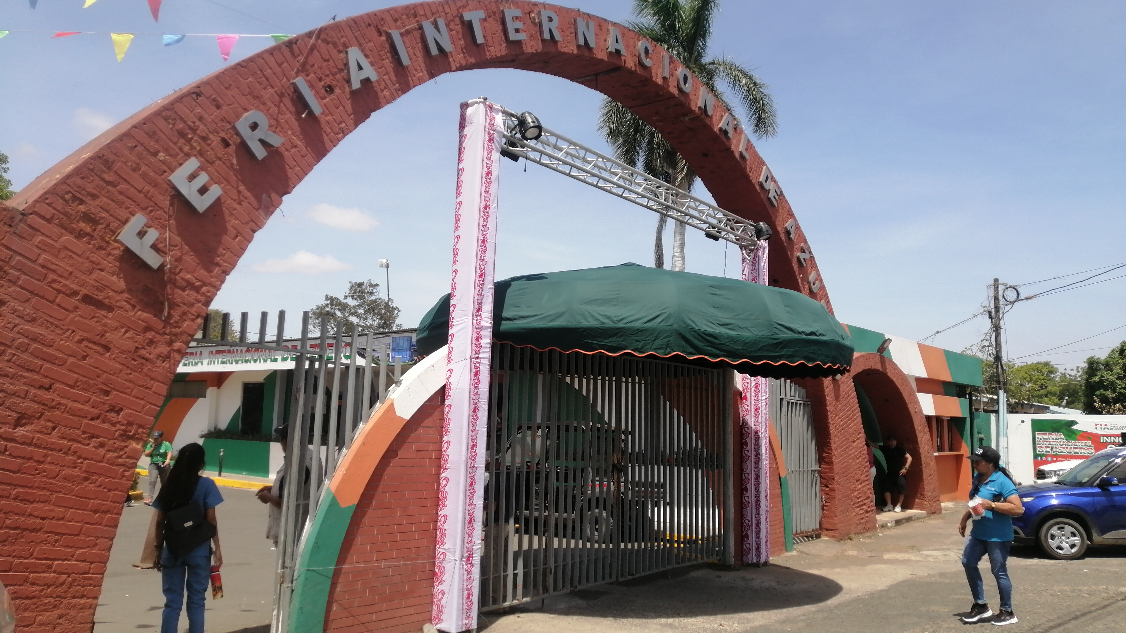 Feria de Azuero lista para abrir sus puertas Critica