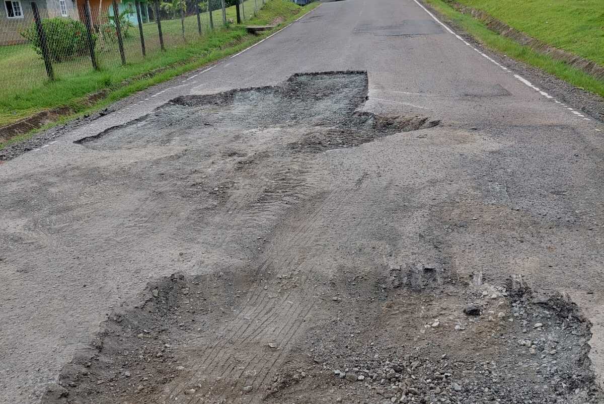 Esta fotografía muestra la realidad de las calles en la provincia de Colón.