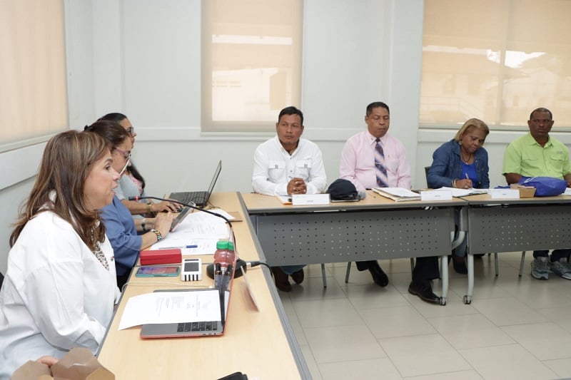 Meduca pagará a docentes de concurso en mayo Critica