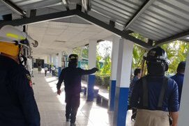 Inspeccionan varias escuelas.