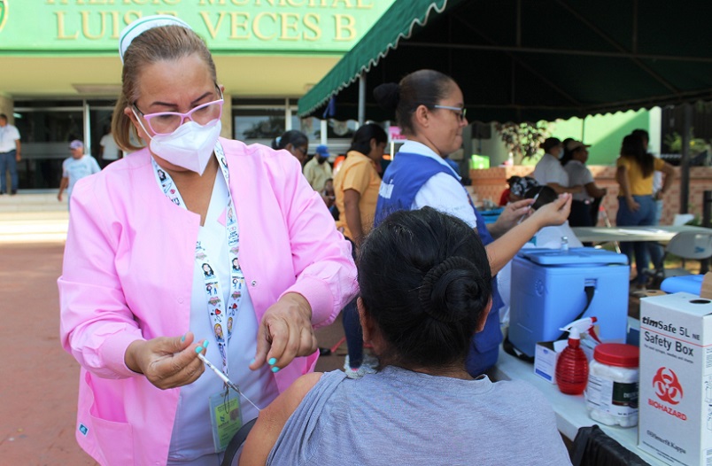 Se han logrado aplicar 80 mil vacunas contra la influenza en los centros de salud y zonas comerciales de la provincia de Panamá Oeste.