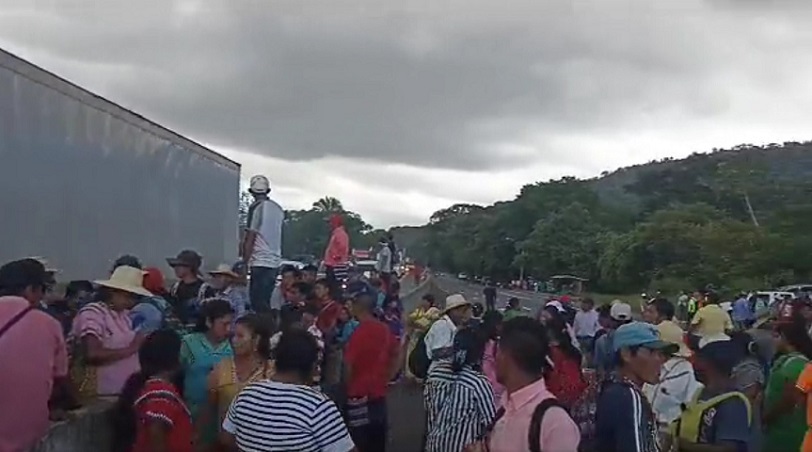 La vía Interamerica fue reabierta después de más de tres horas de bloqueo.