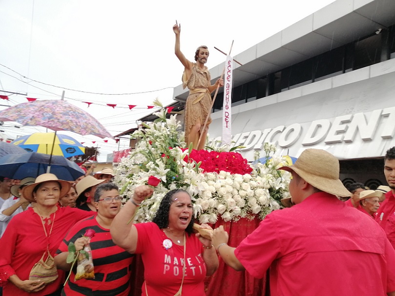 Tradiciones de la fiesta de San Juan Bautista en Chitré.
