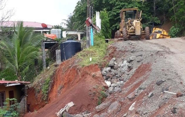 En el caso de Colón, esta entidad se ha convertido en una de las más cuestionadas por su falta de política social al no dar respuesta a las comunidades en materia vial.