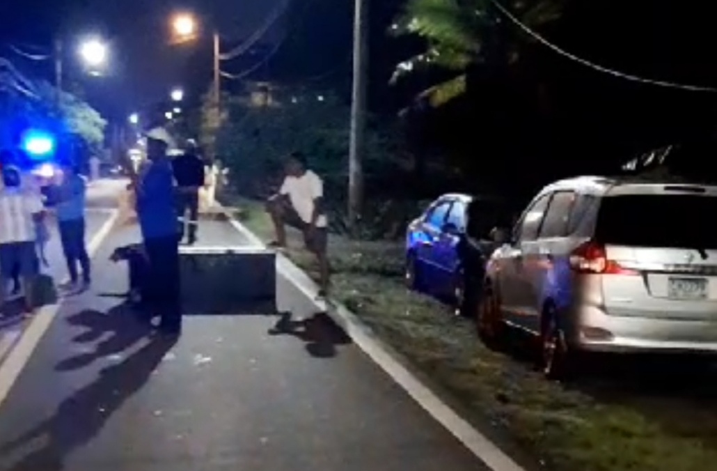 Cierre por falta de agua por segundo día.