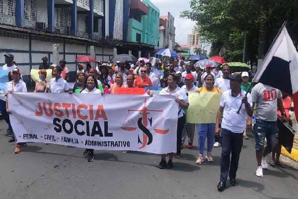 "Justicia Social" continúa su lucha en las calles.