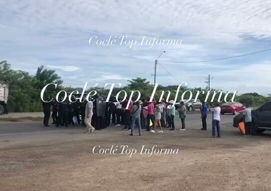 Protesta por la comunidad de Río Grande. (Foto: Informa Coclé)