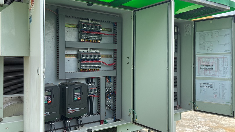 A más de 110 mil dólares asciende el reclamo de la administración del hospital regional Nicolás A. Solano a la  empresa de distribución eléctrica Naturgy por los daños sufridos en los chillers.