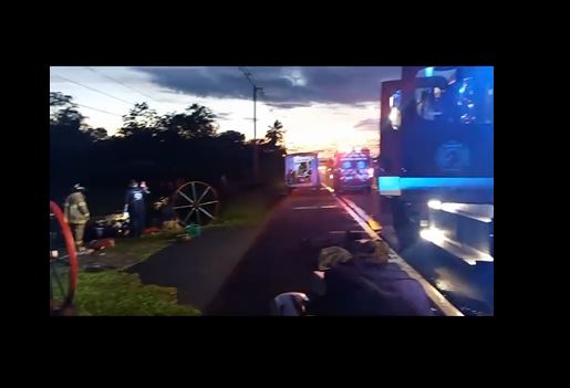 Joven pierde la vida en impactante accidente de tránsito | Critica