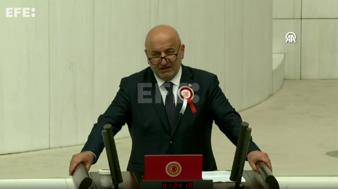 El diputado islamista Hasan Bitmez. Captura de video / EFE