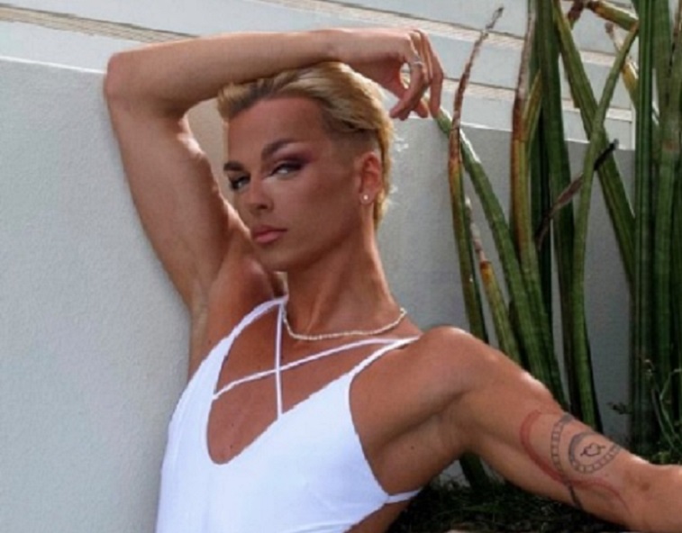 El modelo utilizado en la campaña es Jake Young. 