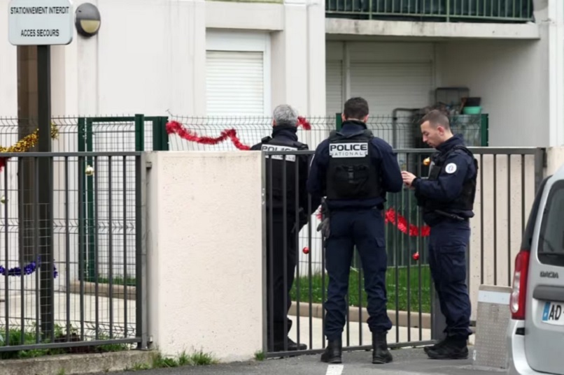 El niño se quedó en la pequeña localidad de Nersac y se alimentaba como podía. EFE