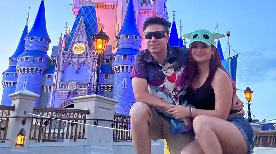 Emilio Regueira y su novia. Foto: Instagram