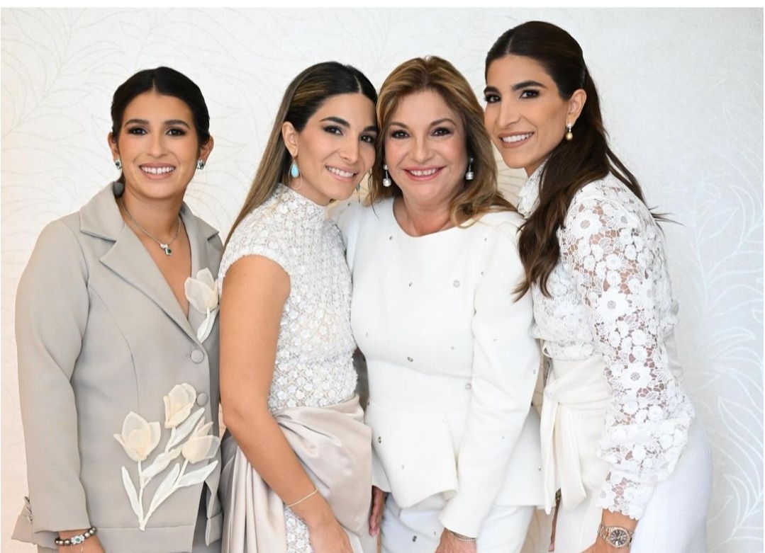 Esposa de José Raúl Mulino y sus hijas. Foto: Instagram