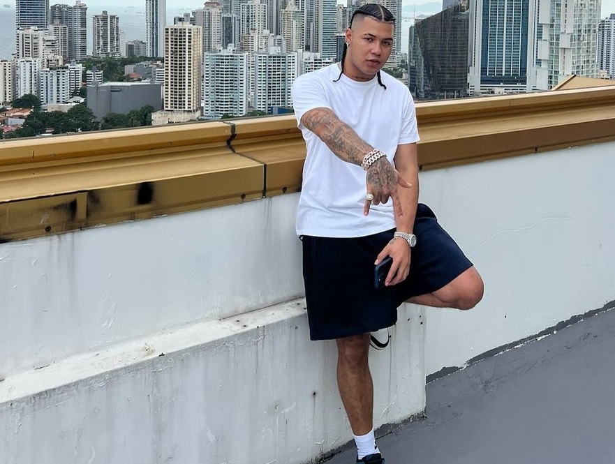 El cantante Humberto Ceballos dijo que en noviembre viene con nuevo álbum. Foto: Instagram 