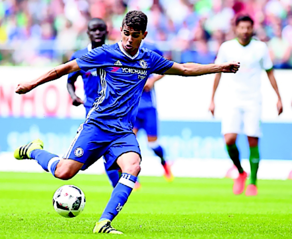 El atacante brasileño Oscar dos Santos Emboaba Junior.