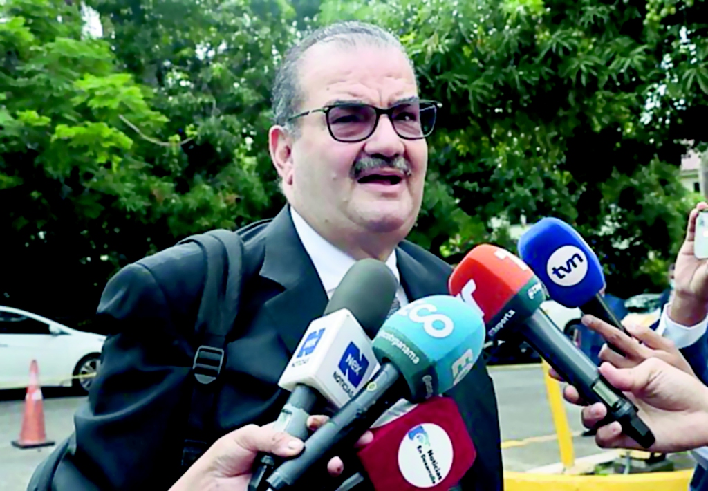 Carlos Carrillo, abogado del expresidente Ricardo Martinelli.