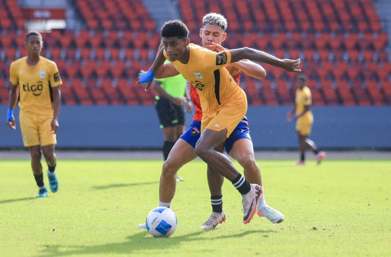 La Sub-17 de Panamá ha sostenido varios partidos de fogueo con clubes locales.