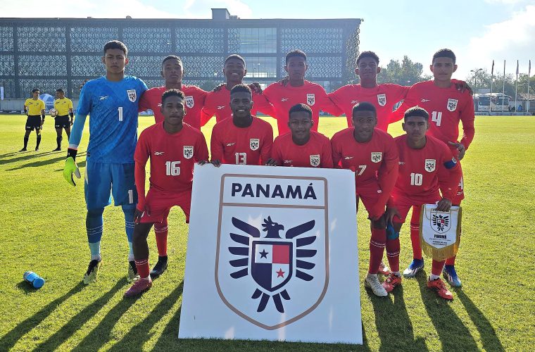 El once titular que alineó ayer.