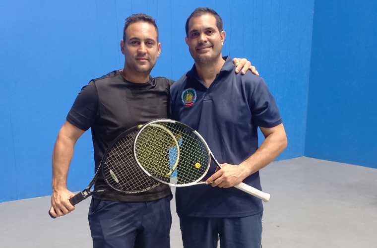 Javier López (izq.) y Dayron Mateo. 