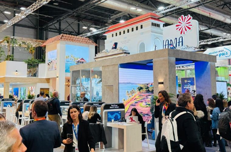 El stand de Panamá expuso una muestra cultural, gastronómica y tecnológica.