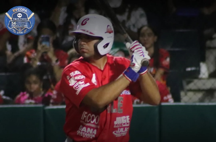 El coclesano Luis Escudero ha sido una bujía para la ofensiva del equipo de Coclé en el Nacional de Béisbol Juvenil.