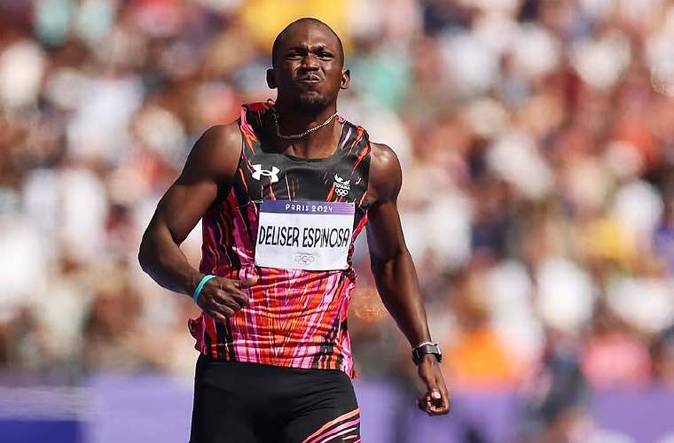 Arturo Deliser, atleta panameño.