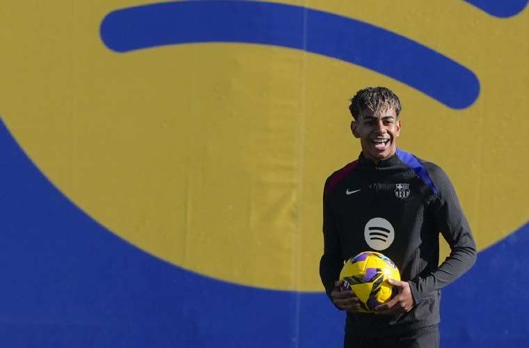 Lamine Yamal brilla con la selección y con su club.