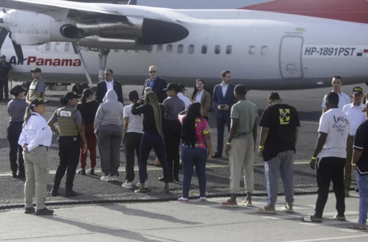 Fue la primera deportación conocida de este tipo bajo la administración Trump. 