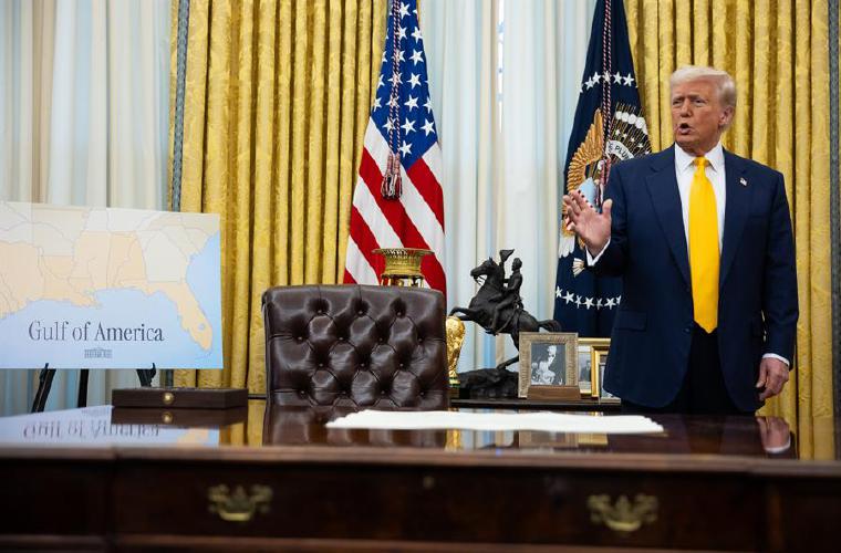 El presidente Donald Trump insistió en que el Canal de Panamá debe regresar a manos de EEUU.