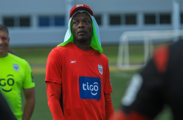 Jorge Dely, técnico de la selección Sub-20.