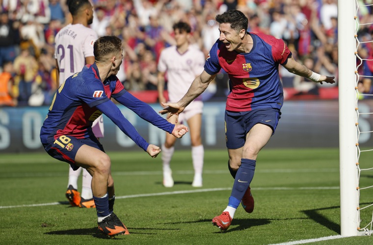 Lewandowski celebra su segundo gol.