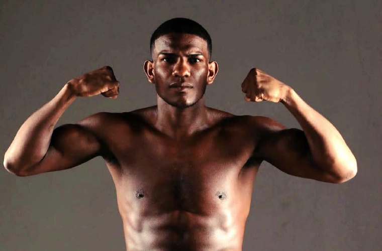 Jonathan Miniel se encuentra invicto en ocho combates, de los cuales en siete ha ganado por la vía del nocaut.