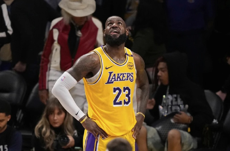LeBron James, estrella de los Lakers.