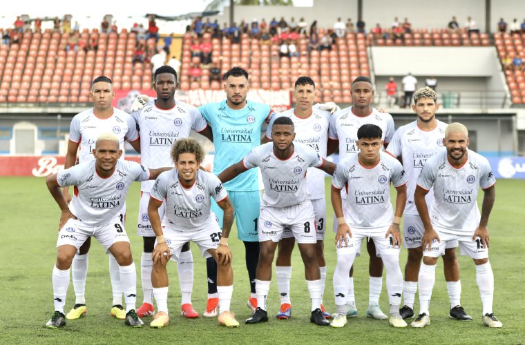 Club Deportivo Universitario clasificó directo a semifinales.